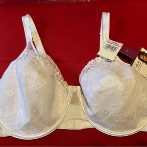 Playtex Ivory Floral Lace Bra